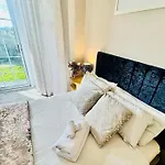 Whitaker Bed & Breakfast 3*
