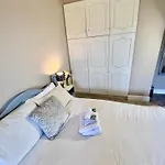 Bed & Breakfast Whitaker 3*