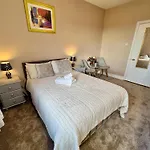 Whitaker Bed & Breakfast